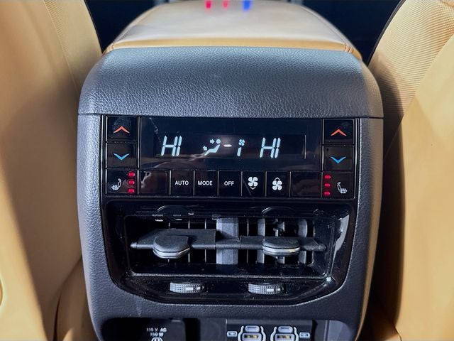 2023 Jeep Grand Cherokee Summit