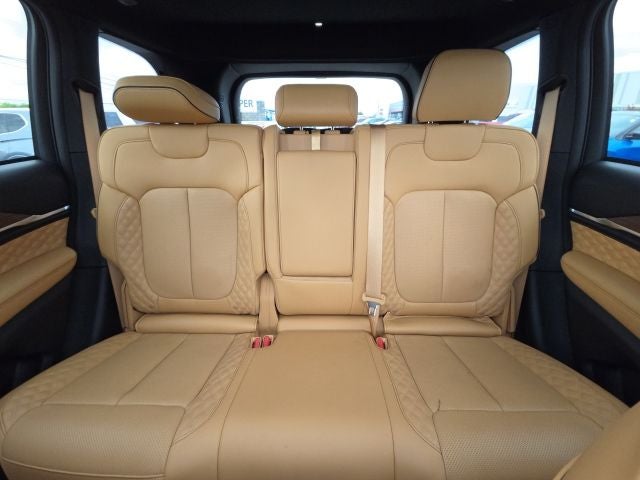 2025 Jeep Grand Cherokee Summit