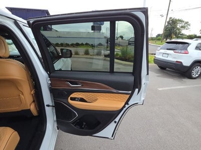 2025 Jeep Grand Cherokee Summit