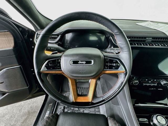 2023 Jeep Grand Cherokee Summit Reserve