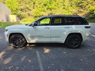 2025 Jeep Grand Cherokee Summit