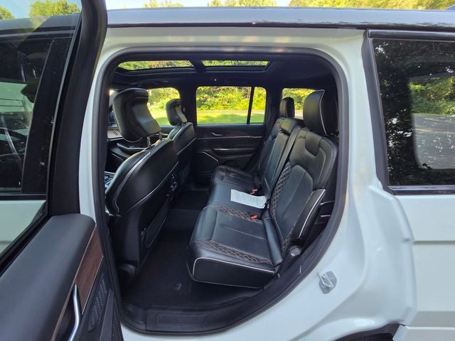 2025 Jeep Grand Cherokee Summit