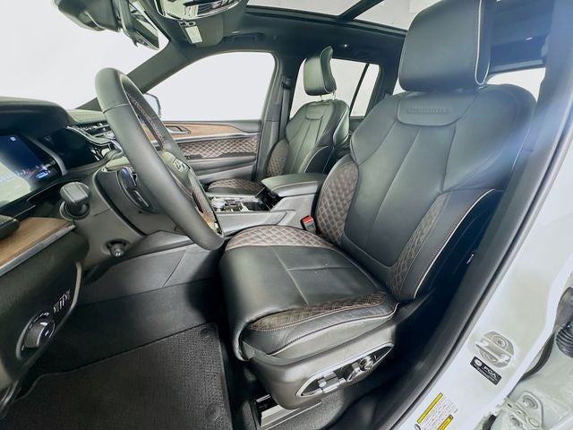 2024 Jeep Grand Cherokee Summit