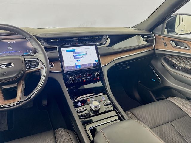 2024 Jeep Grand Cherokee Summit