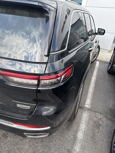 2023 Jeep Grand Cherokee Summit