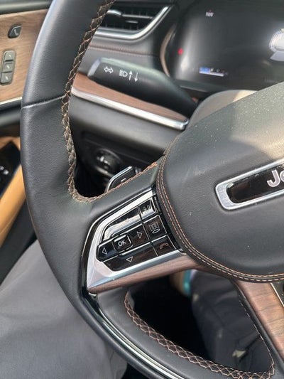 2023 Jeep Grand Cherokee Summit