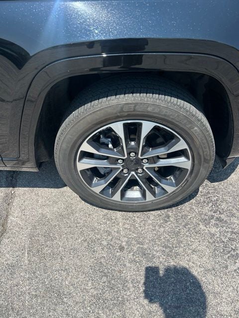 2023 Jeep Grand Cherokee L Overland