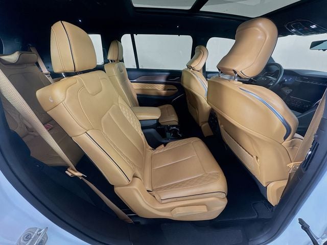 2023 Jeep Grand Cherokee L Summit