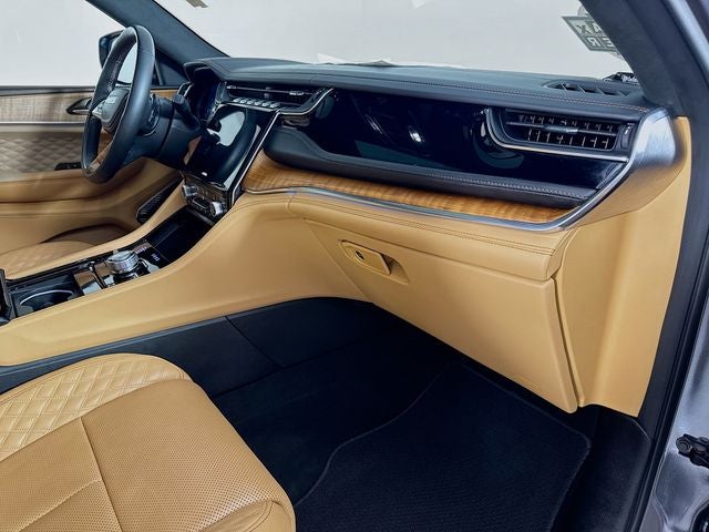 2025 Jeep Grand Cherokee L Summit