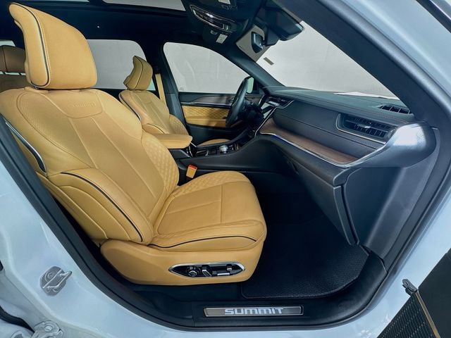 2025 Jeep Grand Cherokee L Summit