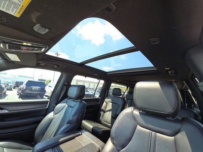 2023 Jeep Wagoneer L Series III