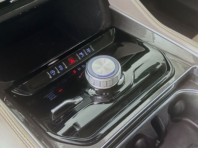 2023 Jeep Wagoneer L Base