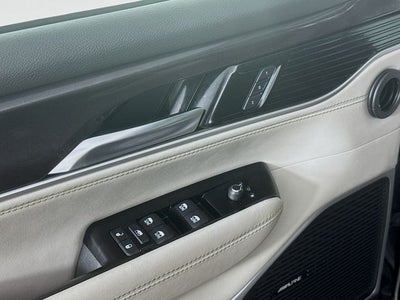 2023 Jeep Wagoneer L Base