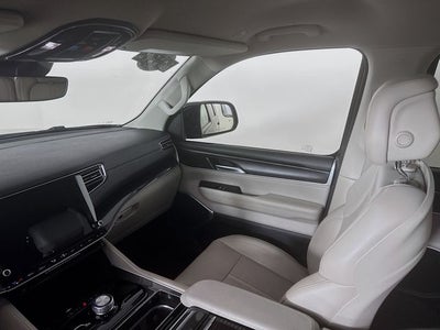 2023 Jeep Wagoneer L Base