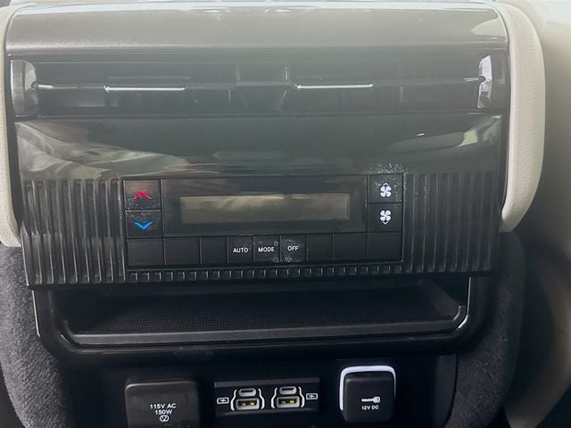 2023 Jeep Wagoneer L Base