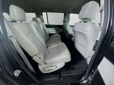 2023 Jeep Wagoneer L Base