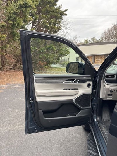 2024 Jeep Wagoneer L Series II