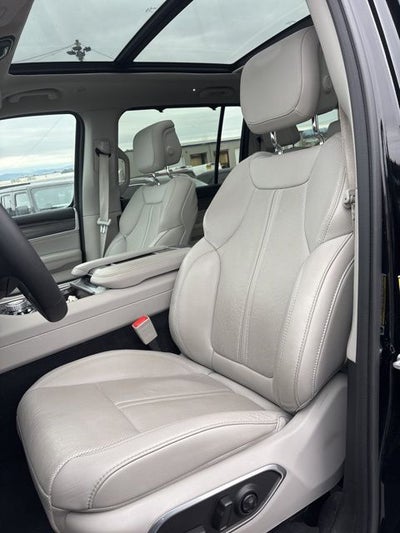 2024 Jeep Wagoneer L Series III