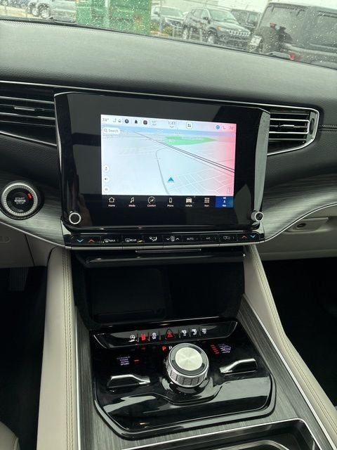 2024 Jeep Wagoneer L Series III