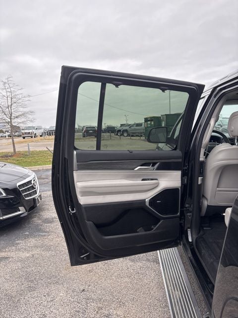 2024 Jeep Wagoneer L Series III