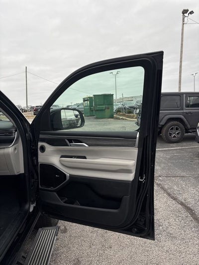 2024 Jeep Wagoneer L Series III