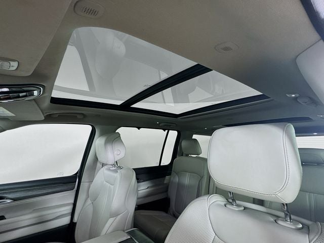 2024 Jeep Wagoneer L Series III