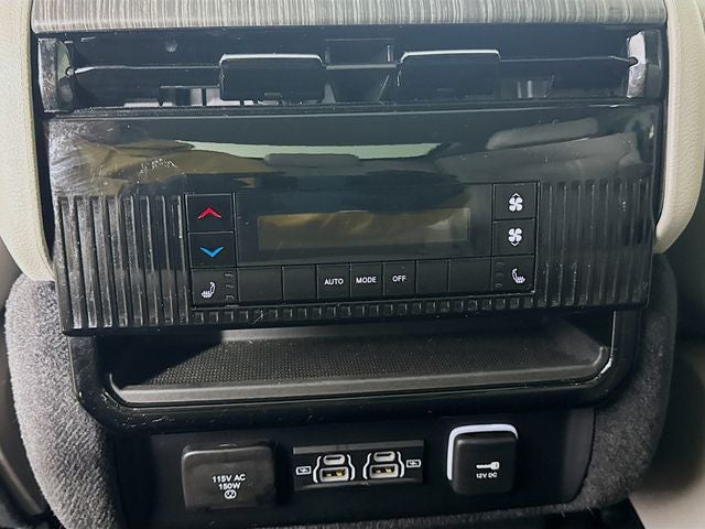 2024 Jeep Wagoneer L Series III