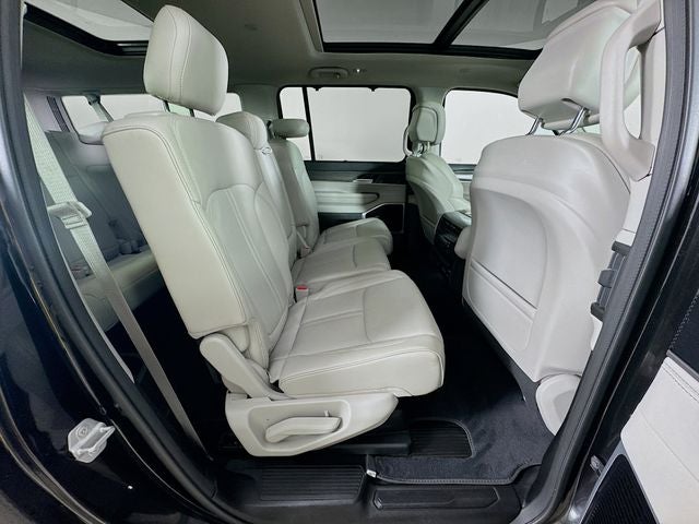 2024 Jeep Wagoneer L Series III