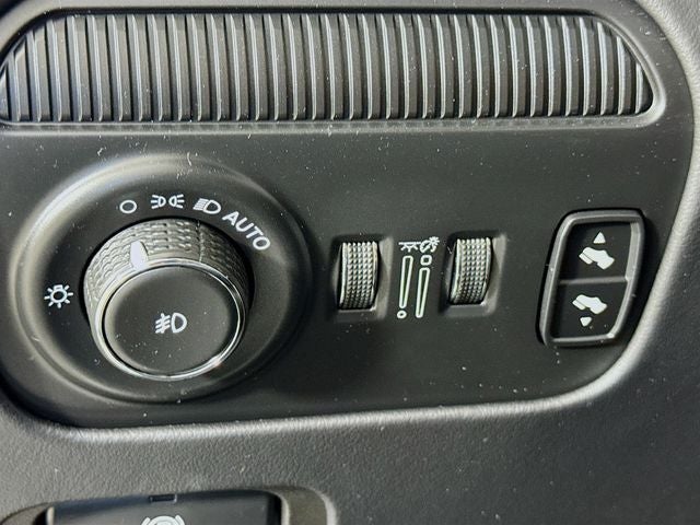 2023 Jeep Grand Wagoneer L Series III