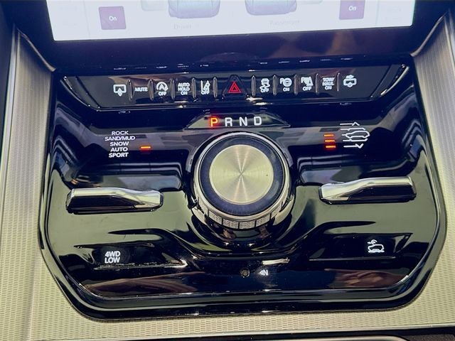 2023 Jeep Grand Wagoneer L Series III