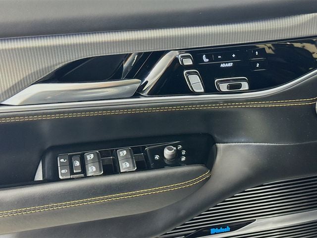 2023 Jeep Grand Wagoneer L Series III