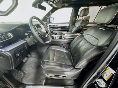 2023 Jeep Grand Wagoneer L Series III