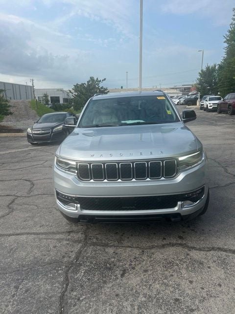 2024 Jeep Wagoneer Base