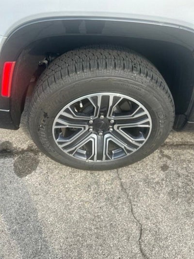 2024 Jeep Wagoneer Base