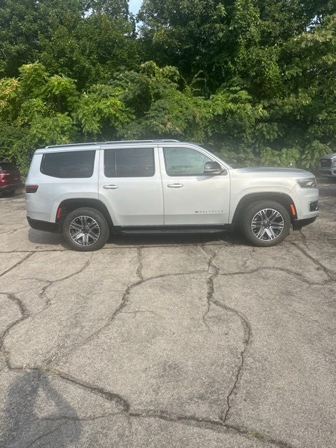 2024 Jeep Wagoneer Base