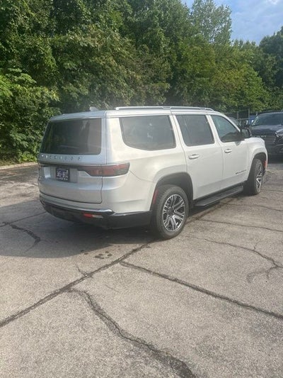 2024 Jeep Wagoneer Base