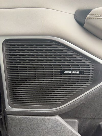 2023 Jeep Wagoneer Base