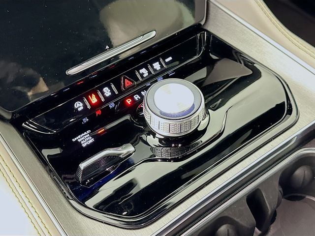 2025 Jeep Wagoneer BASE