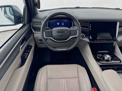 2025 Jeep Wagoneer BASE