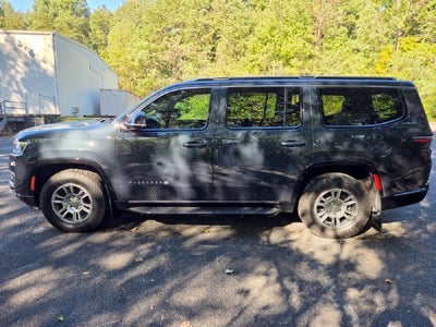2024 Jeep Wagoneer Base