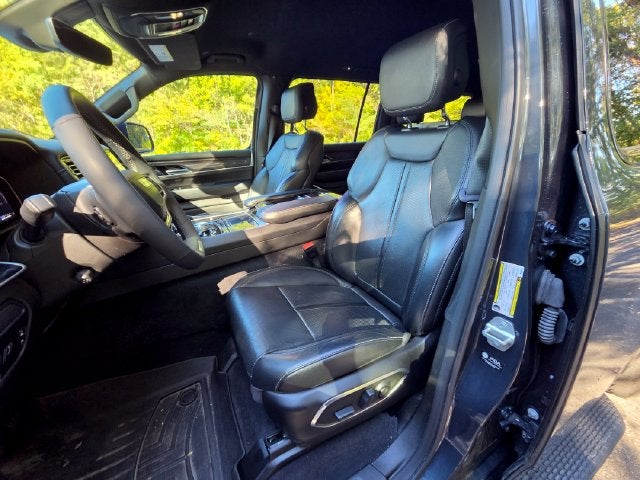 2024 Jeep Wagoneer Base