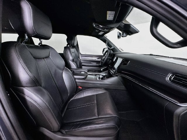 2024 Jeep Wagoneer Base