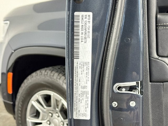 2024 Jeep Wagoneer Base