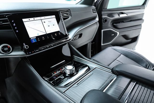 2023 Jeep Wagoneer Series II