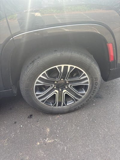 2023 Jeep Wagoneer Series II