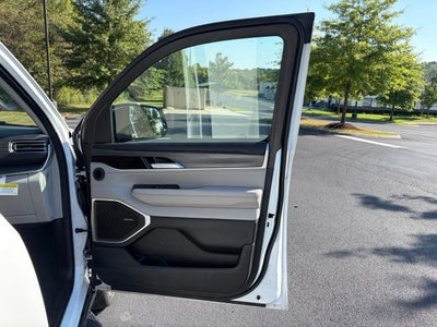 2024 Jeep Wagoneer Series II