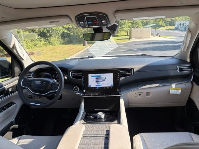 2024 Jeep Wagoneer Series II