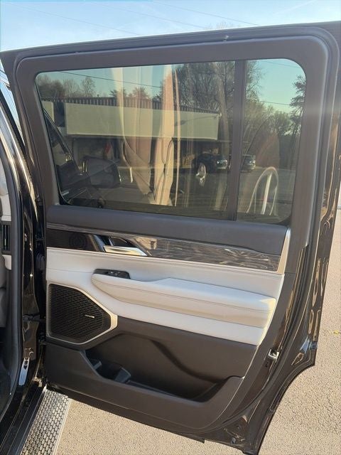 2022 Jeep Wagoneer Series II