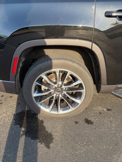 2022 Jeep Wagoneer Series II