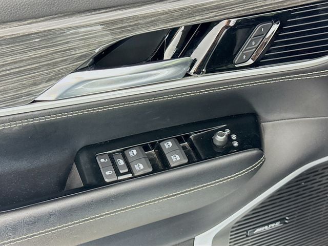 2022 Jeep Wagoneer Series II